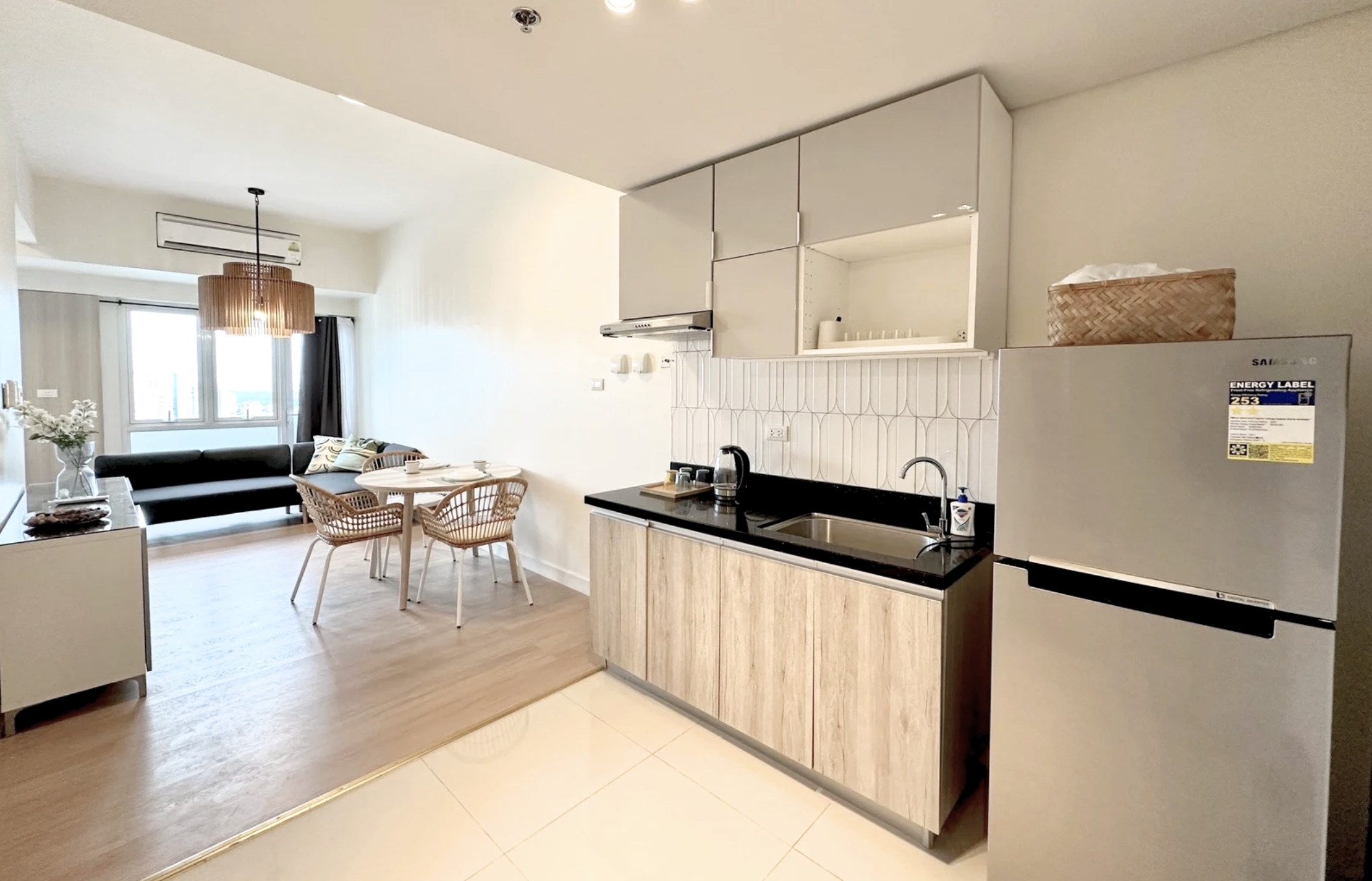 100 West Makati, 1 Bedroom FOR RENT